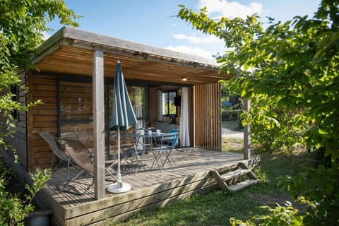 Patio, Photo of the whole room