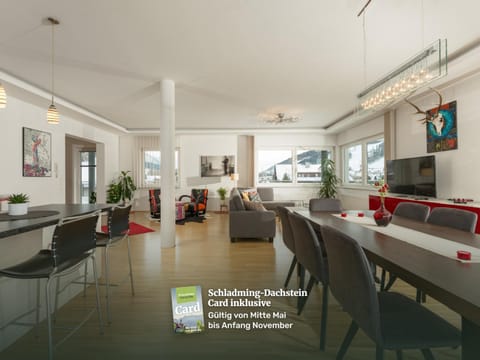 Living room, Seating area, Dining area