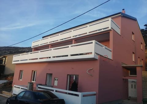 Apartment Zoki 1 Apartment in Lika-Senj County