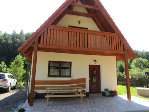 Property building, Facade/entrance, Activities, Fishing, Garden, View (from property/room), Balcony/Terrace, Food and drinks, Hiking, Cycling, Garden view, Area and facilities, Sports, Entertainment