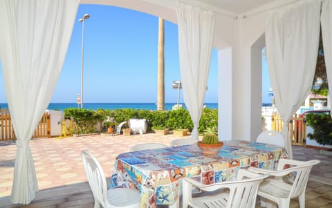 Dining area, Sea view