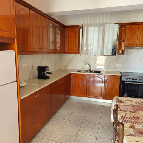 Shehu`s house House in Sarandë