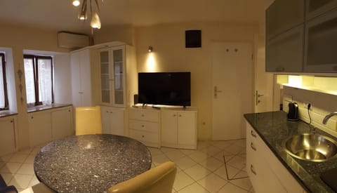 Living room, Communal kitchen