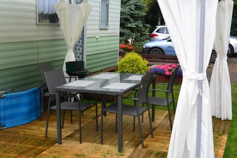 Domki Zacisze Mikoszewo House in Pomeranian Voivodeship