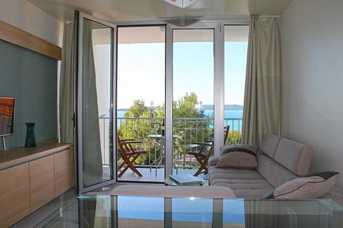 Bila Vila A Apartment in Šibenik-Knin County, Croatia