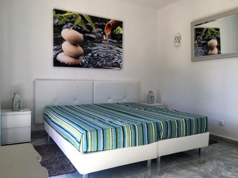 Nearby landmark, Bed, Decorative detail, Beach, Bedroom