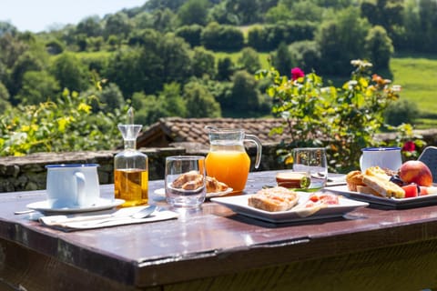 Day, Natural landscape, Garden, Food and drinks, Food, Mountain view, Breakfast, Buffet breakfast