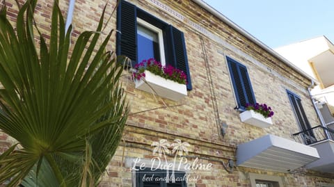 Le Due Palme Bed and Breakfast in Montesilvano