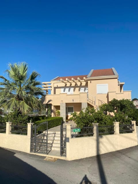 Ceka Apartments Apartment in Ulcinj