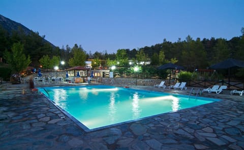 Swimming pool, Swimming pool