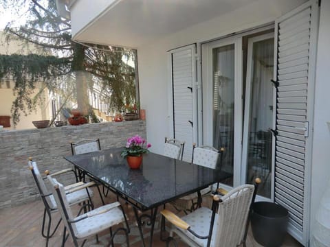 Holiday Home Hermes House in Budva