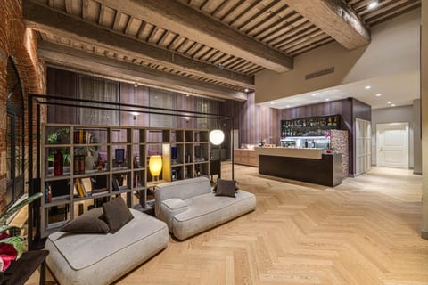 Library, Lobby or reception, Lounge or bar