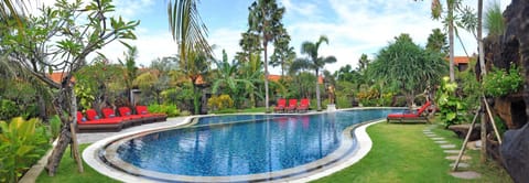Garden, Swimming pool