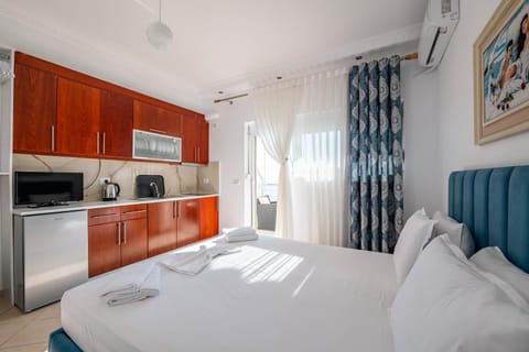 Eleni Guest House Country House in Sarandë