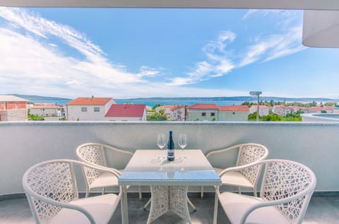 Balcony/Terrace, City view, Sea view