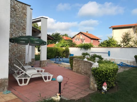 Garden, Swimming pool