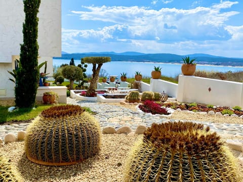 Patio, Sea view