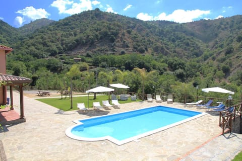 Garden, Mountain view, Swimming pool, Swimming pool