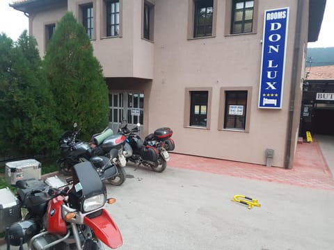 Guest house DON-lux Bed and Breakfast in Zlatibor District, Serbia