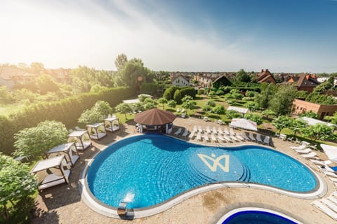 Garden, On site, Swimming pool