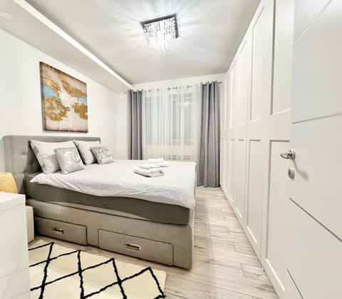 Bed, Bedroom, wardrobe