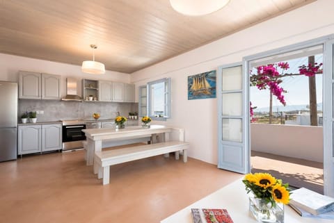 Menta I in the heart of Naousafree parkingParos Apartment in Naousa