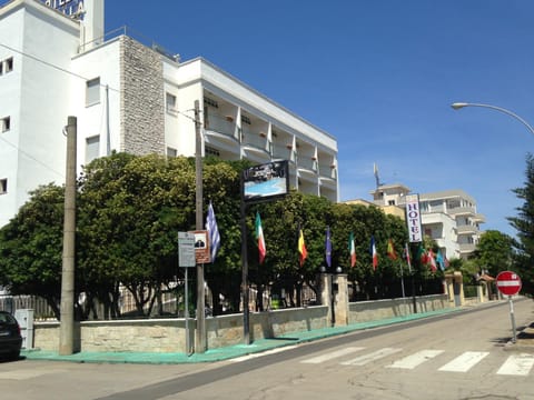Facade/entrance, Facade/entrance, Garden, Area and facilities