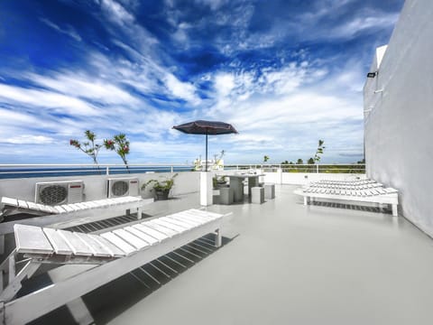Day, Balcony/Terrace, City view, Sea view, Street view