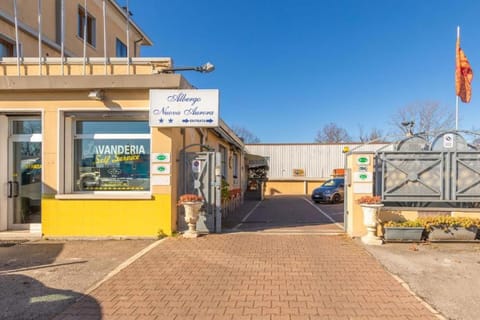 Day, Parking