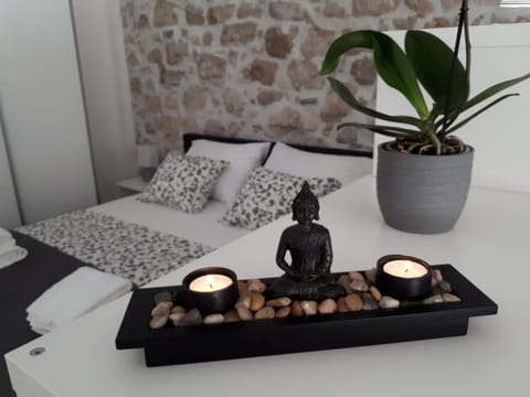 Decorative detail, Logo/Certificate/Sign, Bedroom
