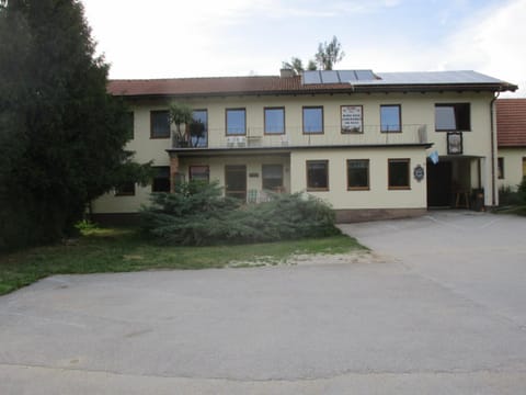 Property building, Facade/entrance, Bird's eye view