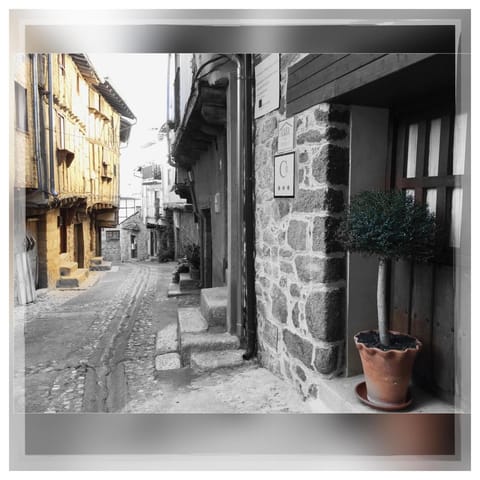 Facade/entrance, Neighbourhood, Street view