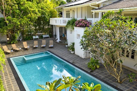 Property building, Garden view, Swimming pool, sunbed