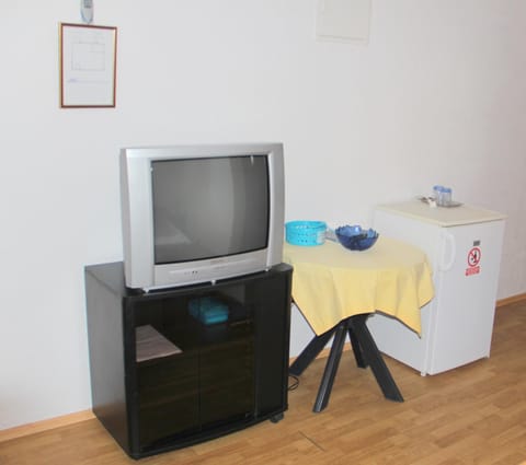 Guesthouse Donko 1 & 2 Bed and Breakfast in Lika-Senj County