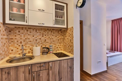 Kitchen or kitchenette, Decorative detail