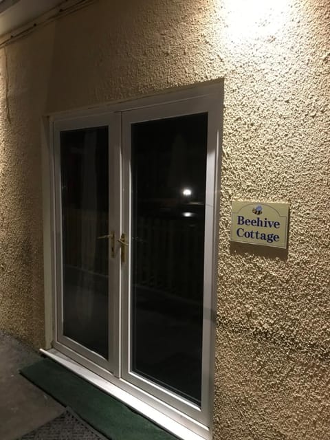 Penybryn Cottages Campground/ 
RV Resort in Wales