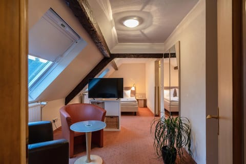 Staff, Living room, Photo of the whole room, Bedroom