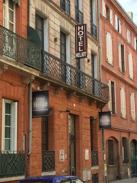 Facade/entrance, Facade/entrance