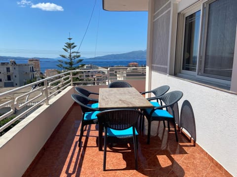 Vila Floban & MIRDAR KOSHI Apartment in Sarandë