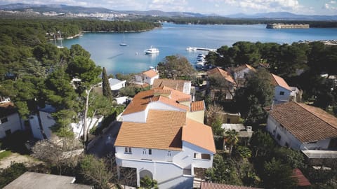 Bird's eye view, Sea view