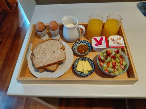 Breakfast, Continental breakfast