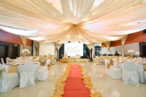Banquet/Function facilities, Meeting/conference room