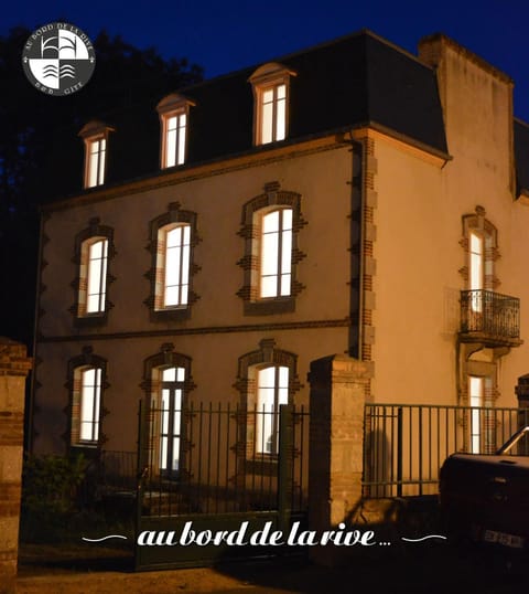 Au Bord de la Rive B&B Bed and Breakfast in Brittany