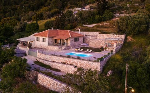 Property building, Natural landscape, Mountain view, Pool view