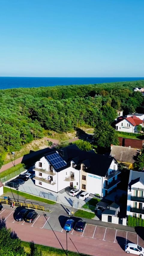 Property building, Off site, Bird's eye view, Location