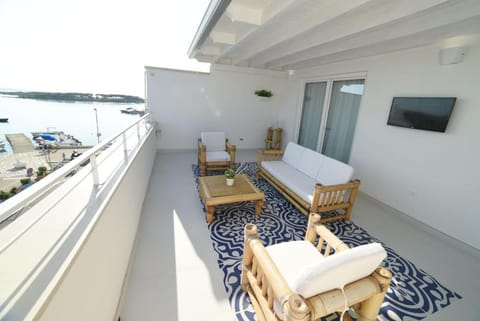 View (from property/room), Balcony/Terrace