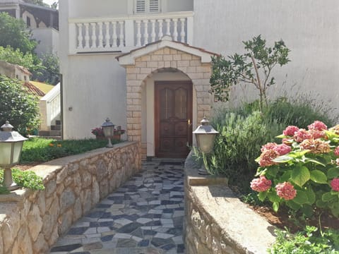 Patio, Garden