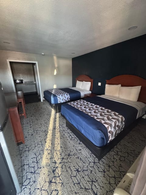 Economy Inn Motel in Ada