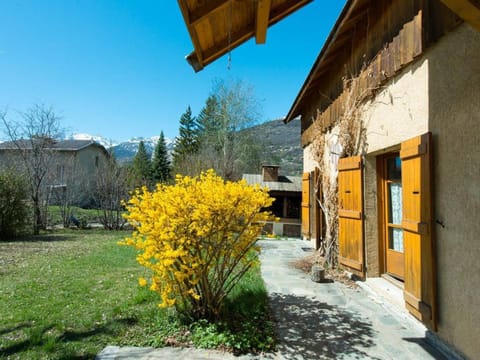 Grande villa familiale à Briançon, 6 pièces, 14 pers., jardin, terrasse, parking couvert et wifi - FR-1-330C-71 House in Briançon