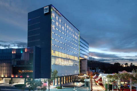 Property building, On site